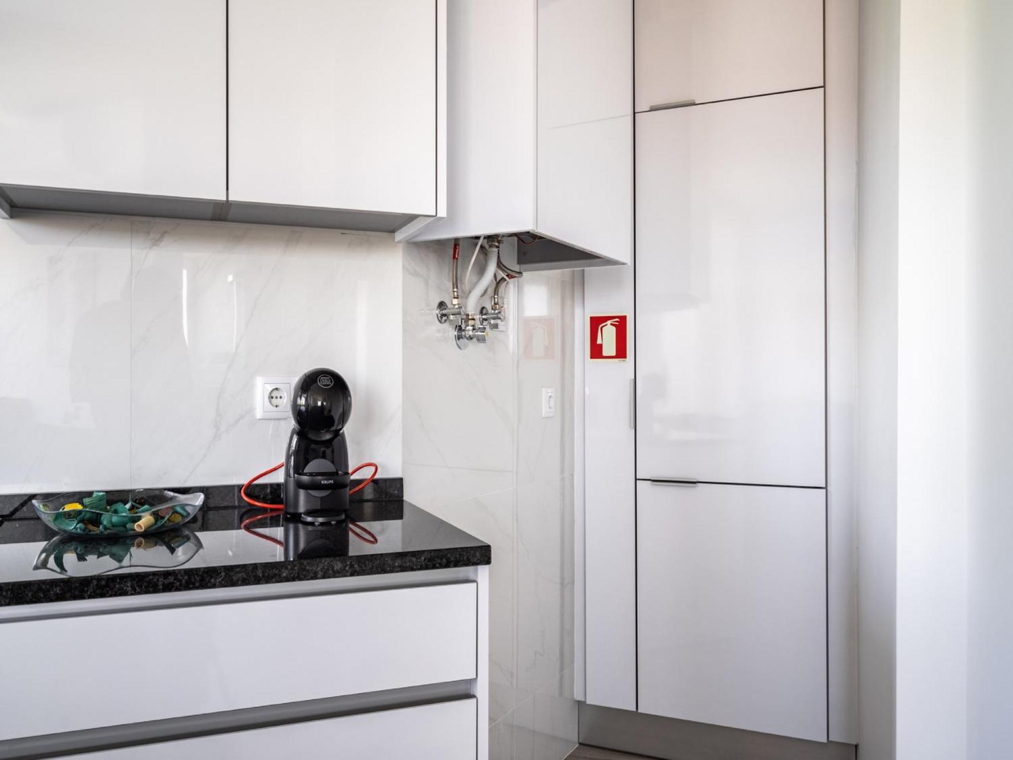 Akicity Campolide Alabaster Apartment *